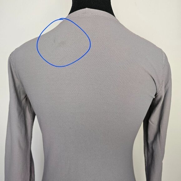 Women's Ice Gear Dry Fit Performance Long Sleeve, Size Medium - Picture 6 of 10